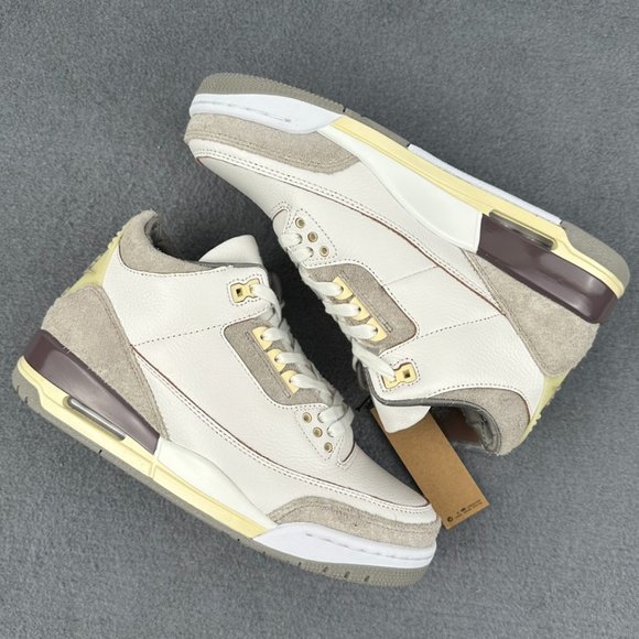 Athletic_Shoes